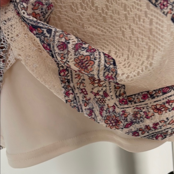 Patterned Beige Dress - Picture 3 of 7